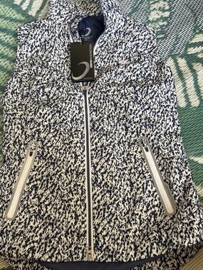 Zero restrictions Golf Vest for women